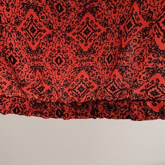 Torrid Red Patterned Ruffle Cami Size 1 - Picture 4 of 9